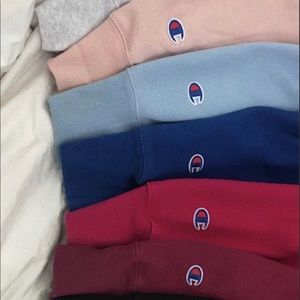 VSCO GIRL MYSTERY CREWNECK w/ FREE CHOKER